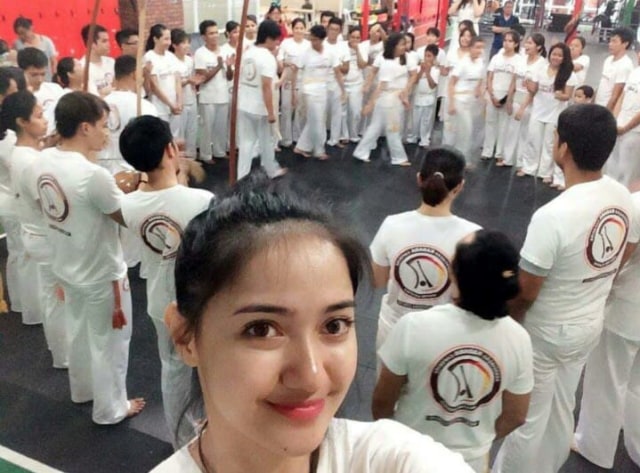 7 Potret Marcella Simon, Pesinetron yang Menginspirasi (251753)