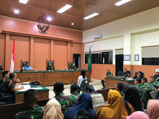 Saksi Imelda saat memberikan keterangan di persidangan lanjutan kasus 'Mayat Ranjang' di Peradilan Militer I-04 Palembang. (Foto: Urban Id)