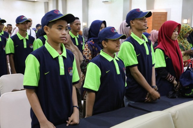Peserta FLS2N Pendidikan Khusus dan Layanan Khusus (PKLK) tingkat Provinsi Aceh tahun 2019 saat mengikuti pembukaan di Banda Aceh, Selasa (6/8). Foto: Dok. Disdik Aceh