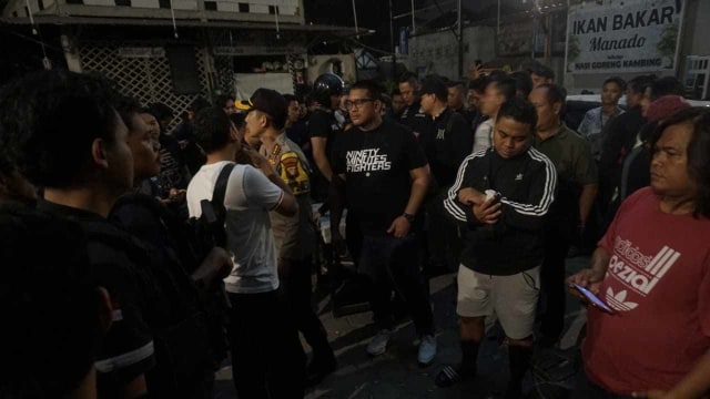 Foto: Kondisi Pascarusuh di Komandan Cafe, Tebet (852269)