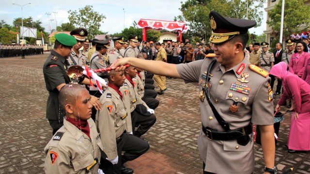 Prosesi upacara SPN Polda Malut di Sofifi. Foto: Istimewa