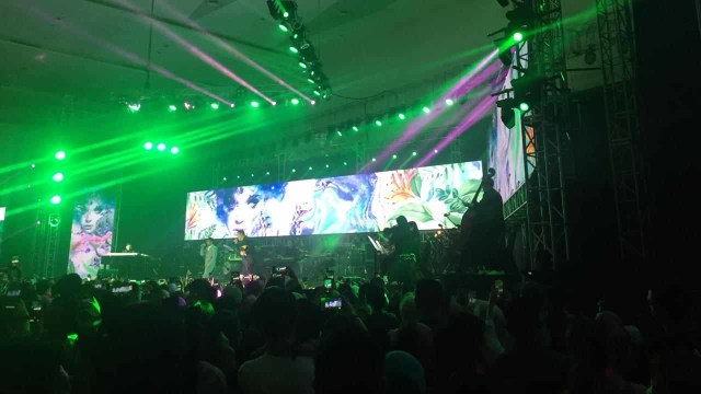 Obrolan Ayah-Anak Warnai Konser Yovie and His Friends 