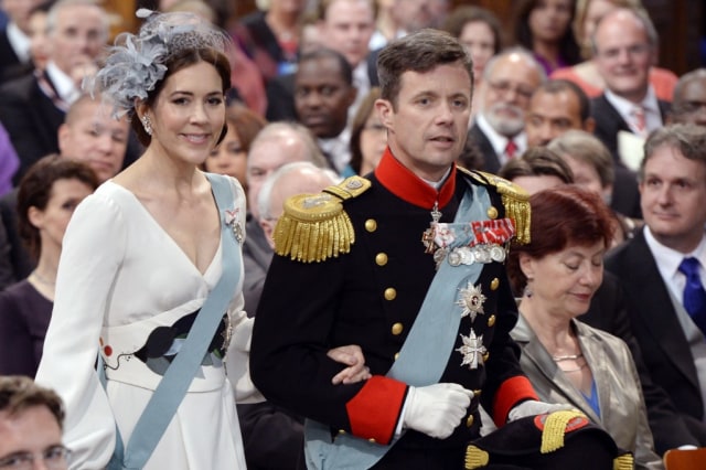 Putri Mary dan Pangeran Frederik dari Denmark dalam acara kenegaraan. Foto: ROBIN UTRECHT / POOL / AFP