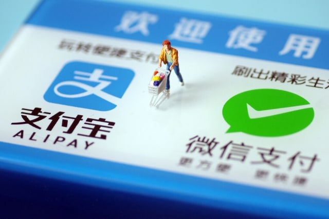 Persaingan pasar keuangan digital antara Alipay dan Wechat Pay telah melamban sampai ke pangsa internasional termasuk Indonesia. Foto: Dok: Wikimedia Commons