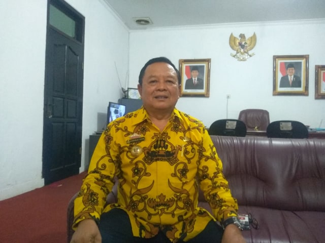  Kepala Dinas Sosial Provinsi Lampung Sumarju Saeni saat di temui Lampung Geh, Kamis(8/8) | Rafika Restiningtias/ Lampung Geh