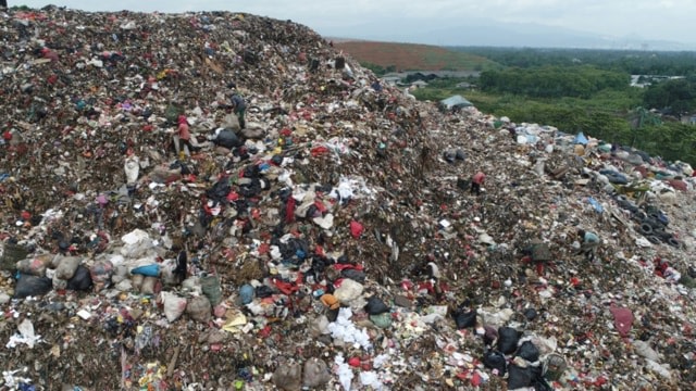 Tumpukan sampah (Foto: Dok Kumparan.com)