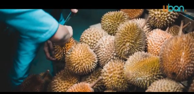 Penjualan durian di Pasar Kuto, Palembang (Foto: urban Id)