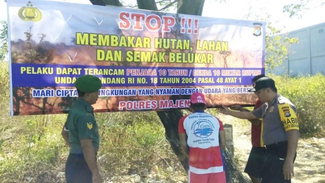 Cegah Kebakaran Hutan Dan Lahan Polres Majene Pasang Spanduk Larangan