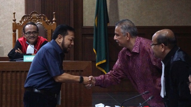 Setya Novanto di Sidang Sofyan Basir di Pengadilan Tipikor, Jakarta, Senin (12/8). Foto: Fanny Kusumawardhani/kumparan