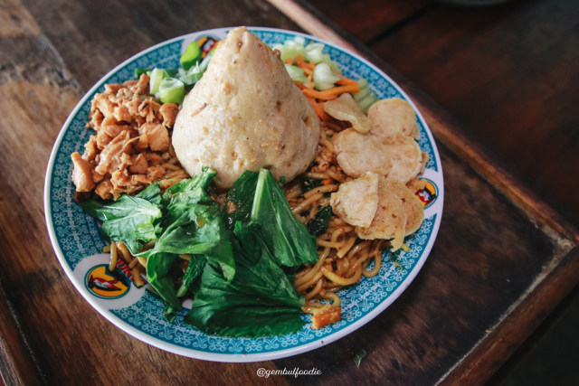 Menjajal Keunikan Bakso Tumpeng Khas Yogyakarta