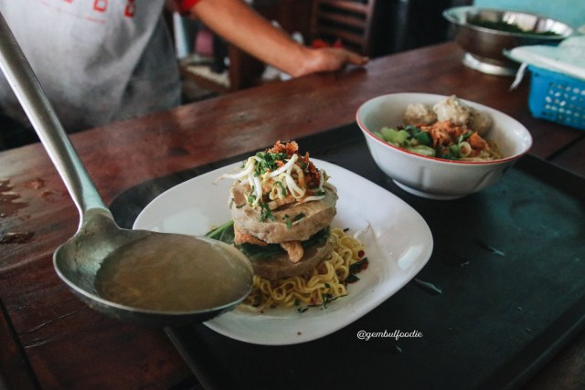 Menjajal Keunikan Bakso Tumpeng Khas Yogyakarta