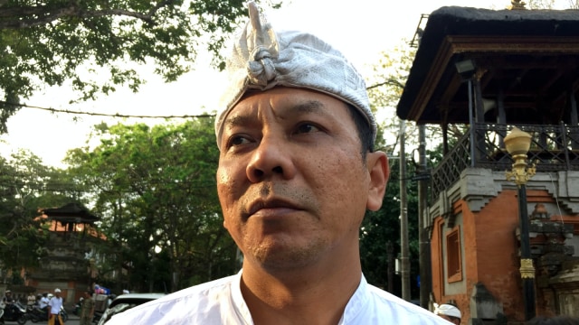 Satpol PP Bali Minta Warga Tegur Bila Bule Berbikini Masuk Minimarket (110625)
