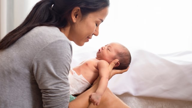 ilustrasi ibu dan bayi baru lahir Foto: Shutterstock
