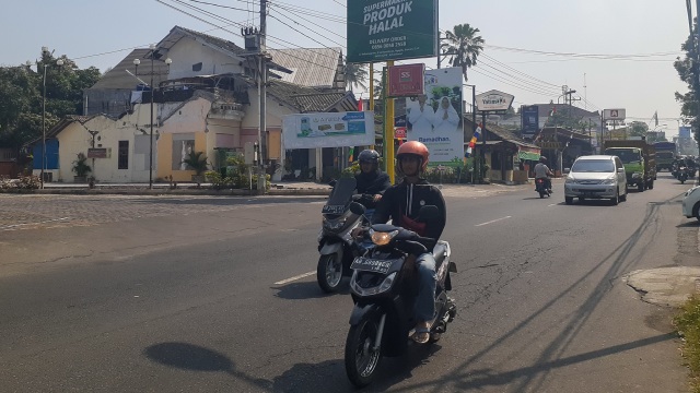 Kabut tebal yaitu kabut radiasi terjadi di Daerah Istimewa Yogyakarta (Yogya) beberapa hari terakhir ini, terutama pada pagi hari, Rabu (14/8). Foto: Arfiansyah Panji Purnandaru/kumparan