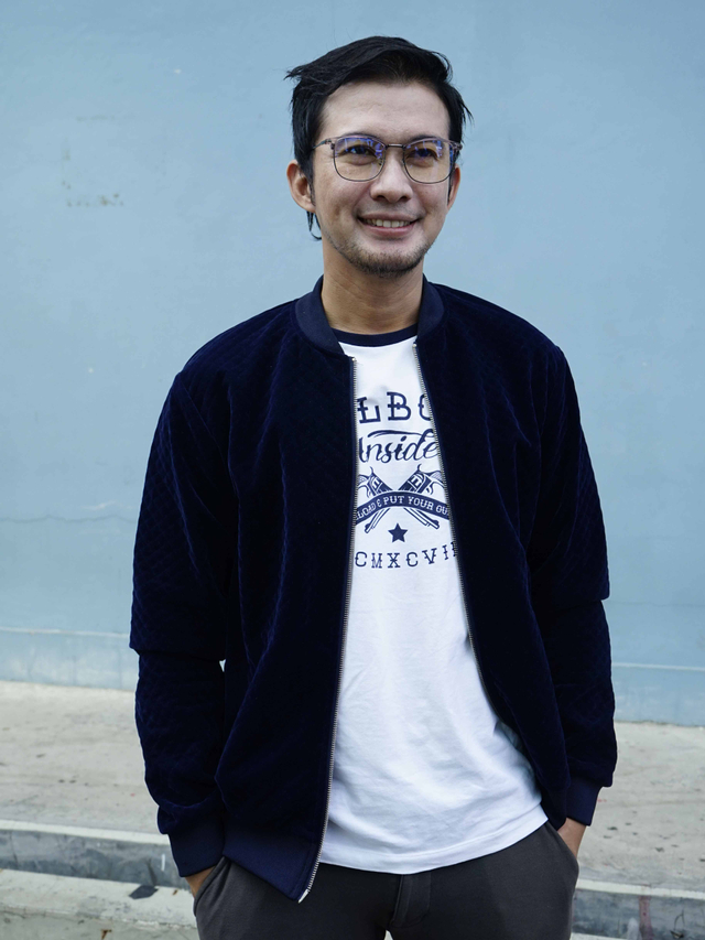 Artis sekaligus politikus, Mandala Shoji saat ditemui di kawasan Kapten Tendean, Jakarta, Kamis, (15/8). Foto: Ronny
