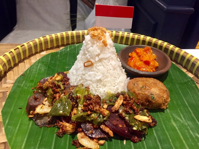 Ilustrasi olahan daging khas makanan daerah. Foto: Adisty Putri Utami/Kumparan
