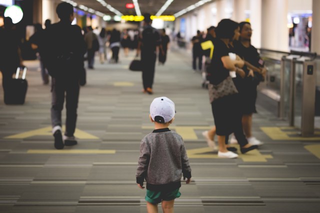 Ilustrasi Anak Hilang di Bandara Foto: Shutter Stock