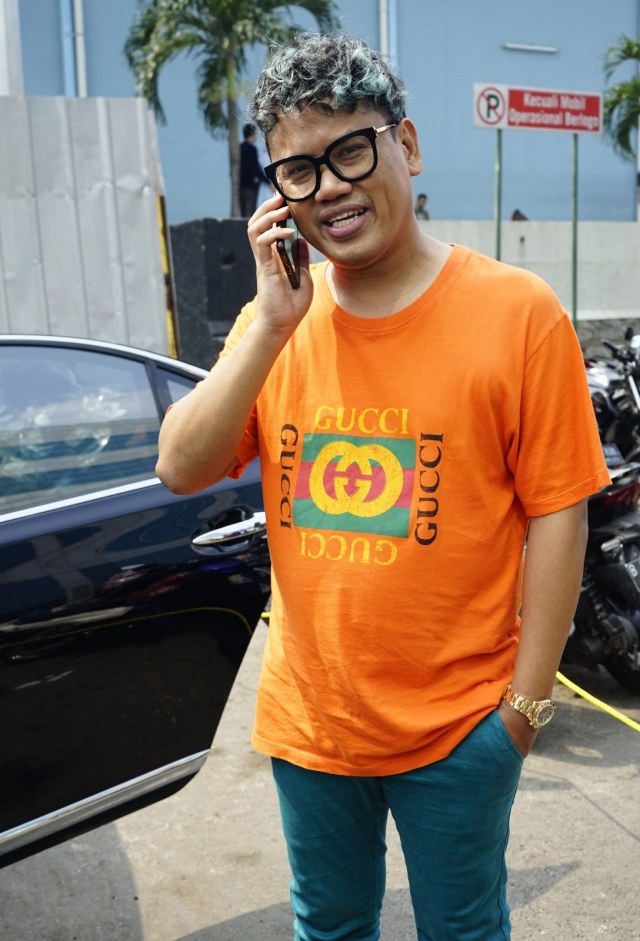 Presenter Uya Kuya saat ditemui di kawasan Tendean, Jakarta, Kamis, (15/8). Foto: Ronny