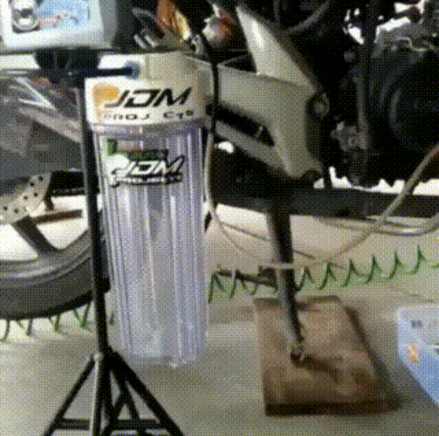 Metode 'gurah' di sepeda motor Foto: PM Modification