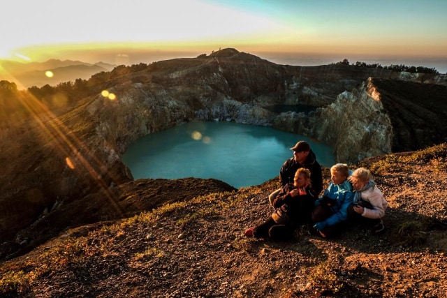 Pesona Indahnya Danau Kelimutu Foto: Dok. Kementerian Pariwisata