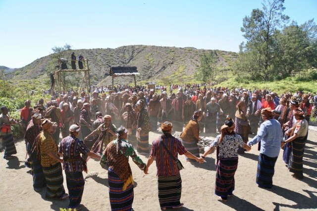 Thanks Giving Ceremony Ritual-Trip to Kelimutu