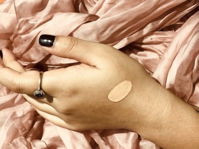 Review Jujur Aja: Wardah Exclusive Flawless Cover Cushion (110041)
