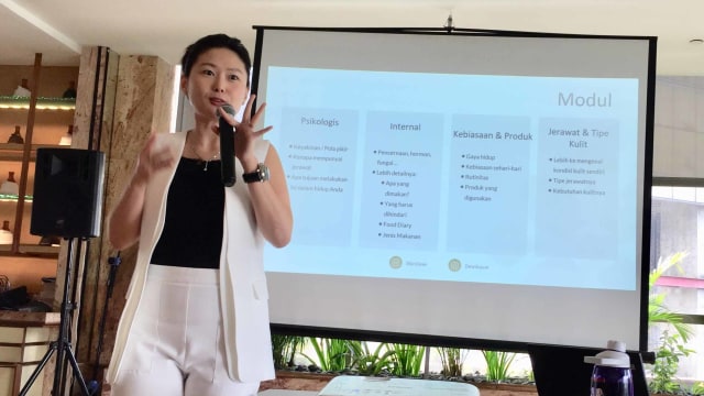 Inspirasi Womanpreneur: Dewi Kauw, Founder Skin Dewi (346973)