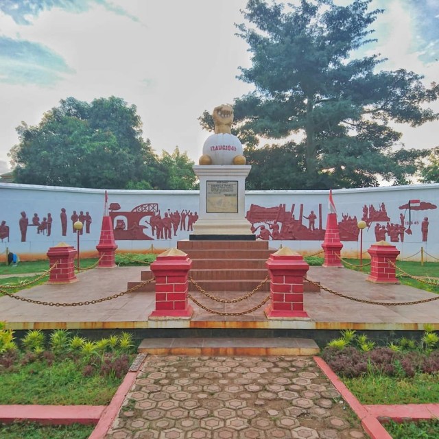 Monumen Kebulatan Tekad Rengasdengklok Foto: Instagram/@bayubernadi9
