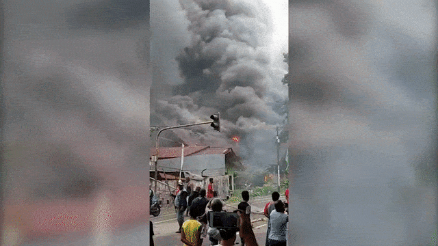 Kantor DPRD Papua Barat dibakar massa Foto: dok. Istimewa