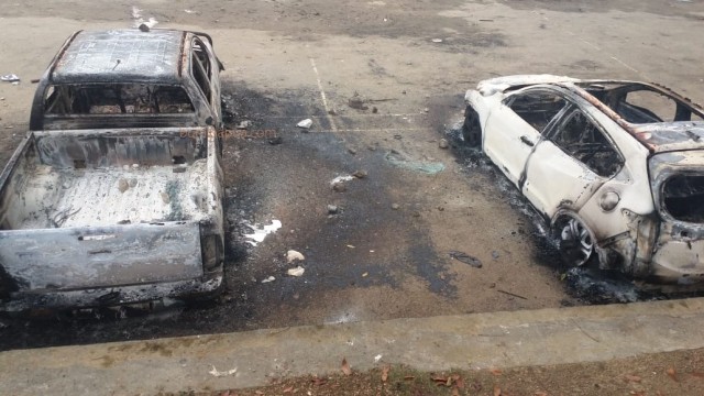 Manokwari Mencekam: Kantor DPRD Dijarah, Hotel Dirusak, Mobil Dibakar (104450)