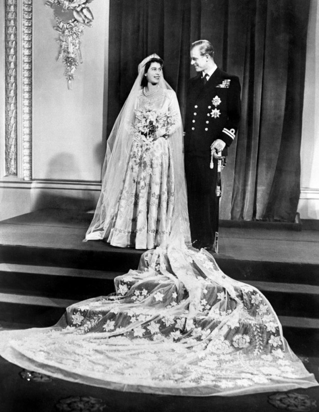 Potret Lawas Royal Family, dari Ratu Elizabeth hingga Meghan Markle (190252)