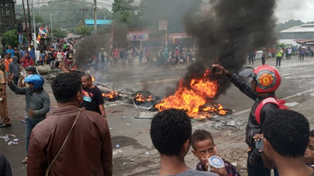 Polisi: Hoaks Foto Mahasiswa Papua Tewas Dipukul Aparat di Surabaya (167178)