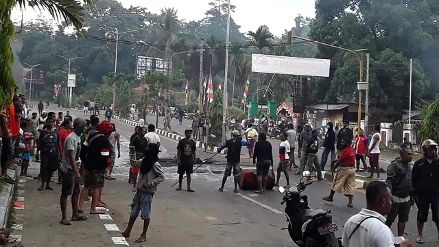 Aksi massa di Papua