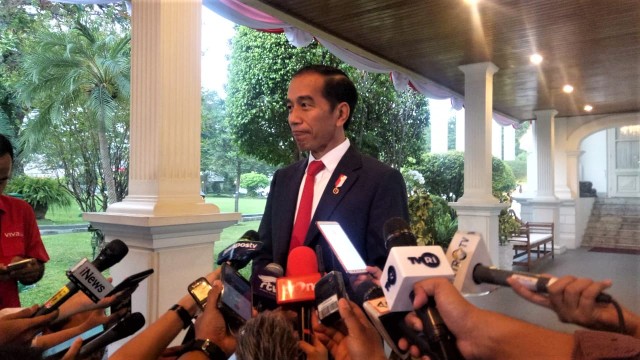 Presiden Jokowi memberikan keterangan Pers terkait kerusuhan di Papua. Foto: Rian/kumparan