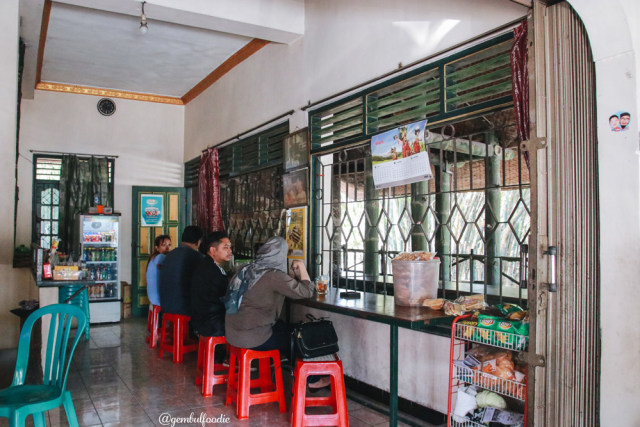 sate-petir-pak-nano-kumparan-25.jpg