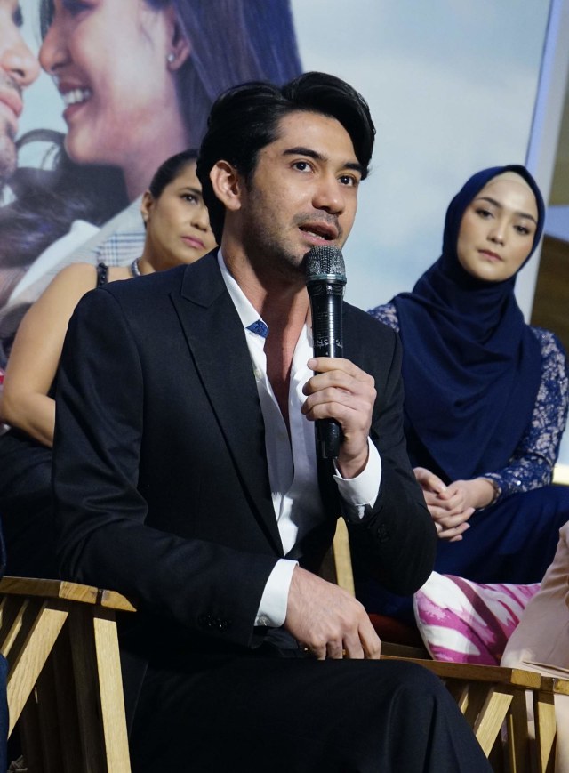 7 Artis yang Penampilannya di Film Bikin Pangling (344162)