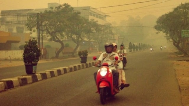 Kabut asap yang sempat menyelimuti Kota Jambi. Foto: Ist