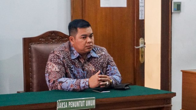 Denny Andrian menjalani sidang praperadilan tilang elektronik di Pengadilan Negeri Jakarta Selatan, Jakarta, Selasa (20/8). Foto: Fanny Kusumawardhani/kumparan