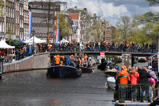 Ilustrasi. (Overtourism di Amsterdam Foto: Shutter Stock)