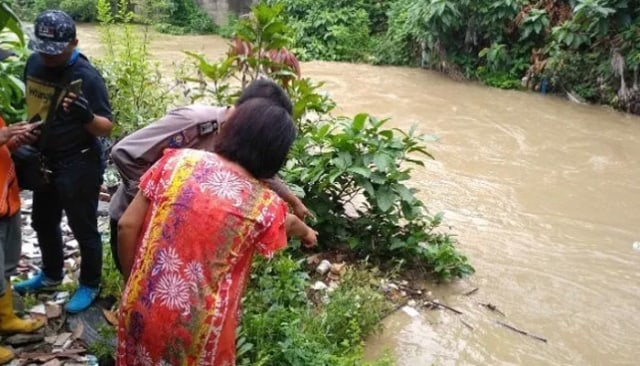 Dikira Boneka, Jasad Bayi Ditemukan Dipinggiran Sungai Babura