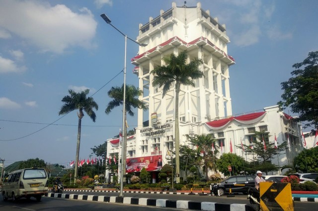 Bangunan Kantor Ledeng yang saat ini menjadi Kantor Wali Kota Palembang. (Foto: thama/Urban Id)
