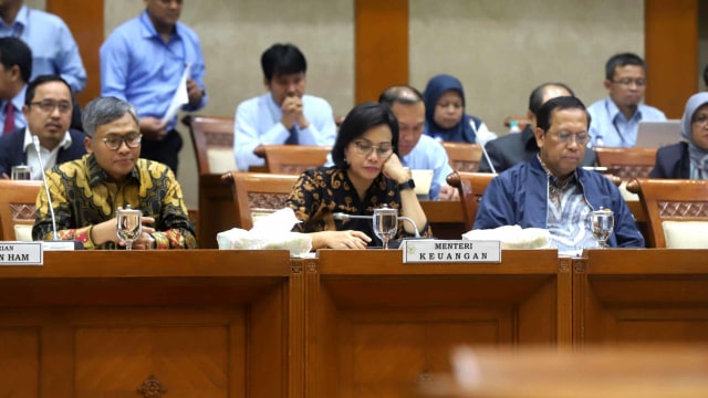 Menteri Keuangan Sri Mulyani, Rapat Kerja bersama komisi XI