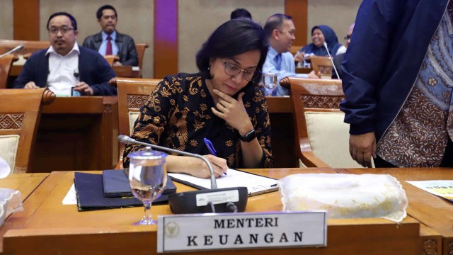 Sri Mulyani Pungut Lagi Pajak Gaji Pekerja di 2021, Subsidi Gaji Bisa Lanjut