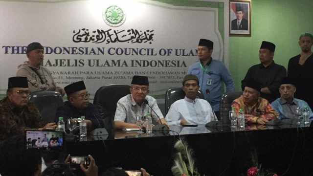 Ustaz Somad Tolak Minta Maaf soal Ceramah Salib (140375)