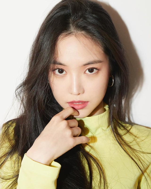 naeun apink 1.jpg