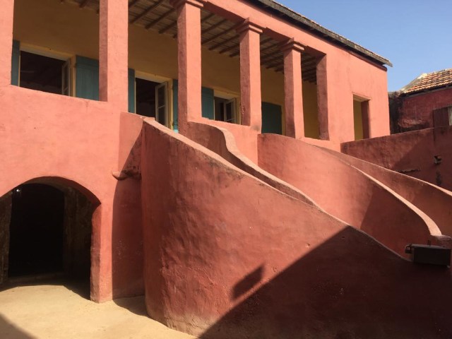 Maison de Enslave "Rumah Budak" di Pulau Gorée, Senegal | diabadikan oleh Setyo Hargianto, Kepala Fungsi Protokol dan Konsuler KBRI Dakar (2014-2018)