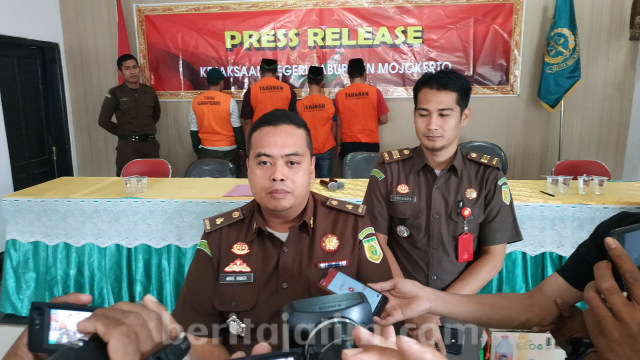 Kasus Pembunuhan Mertua Dilimpahkan ke Kejari Kabupaten Mojokerto