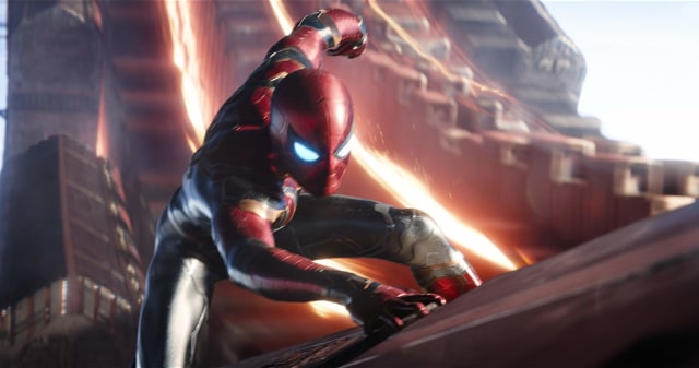 Kostum Spider-Man dalam film 'Avengers: Infinity War'. Foto: IMDB