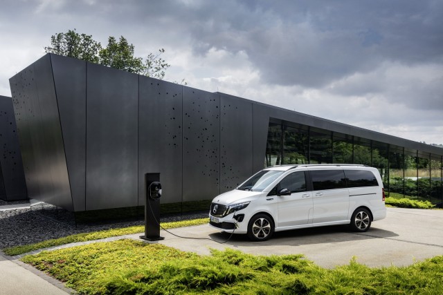 Bocoran 3 Mobil Listrik Mercedes-Benz yang Meluncur ke Indonesia Tahun 2021 (5517)