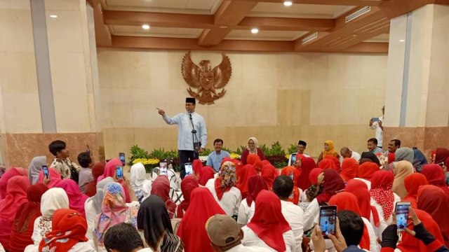 Gubernur DKI Jakarta Anies Baswedan saat canangkan Gerakan Samtama. Foto: Dok. DLH DKI